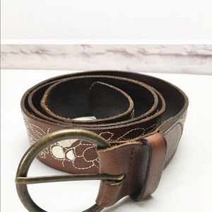 Embroidered Hollister Belt